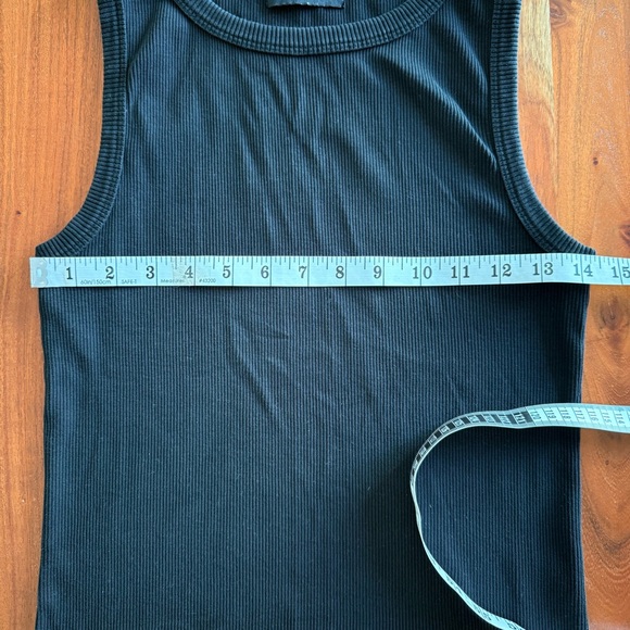 🦊 Able Ribbed Knit Top - Picture 5 of 7